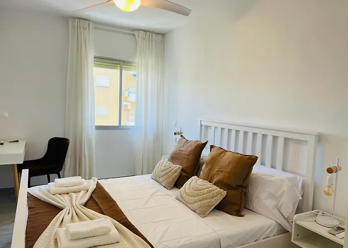 Boliches, Nuevo, 3d, Wifi, Aacc, 8 Fuengirola