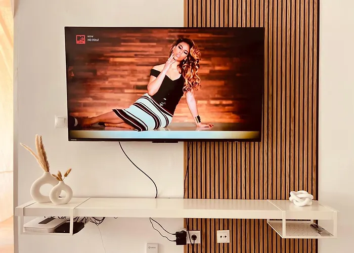 Boliches, Nuevo, 3d, Wifi, Aacc, 8 * Fuengirola